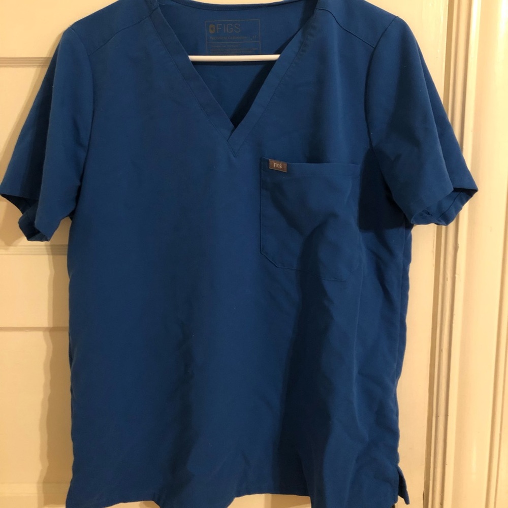 FIGS blue women’s top. Size medium, lightly worn.